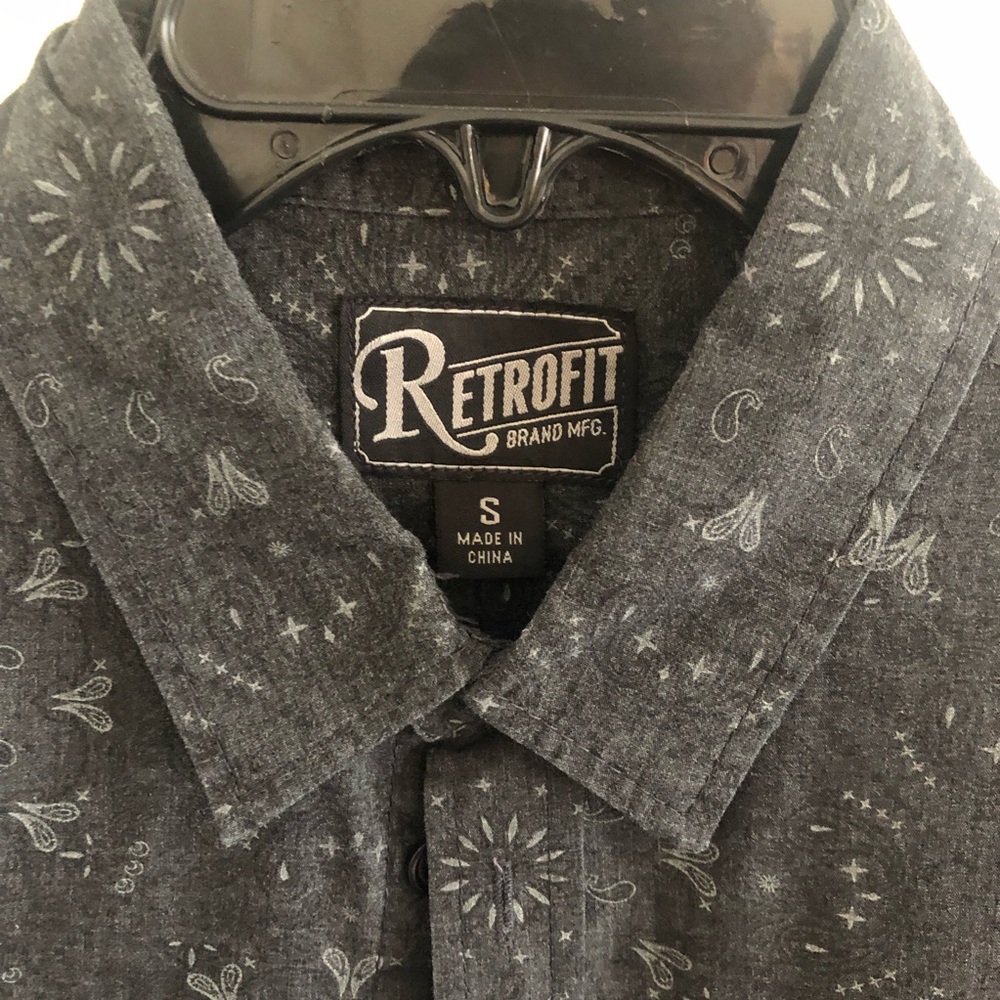 Retro Fit S/S Button Up - Picture 3 of 3